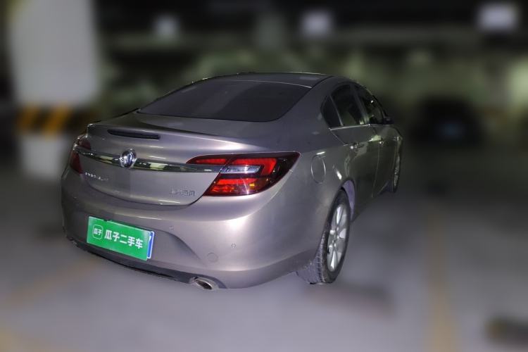 Used Buick Regal 2015 1.6T Leading Technology Model Rear Right 45 Deg