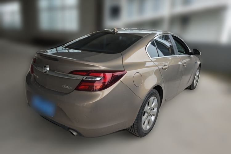 Used Buick Regal 2015 2.0L Leading Fashion Edition Rear Right 45 Deg
