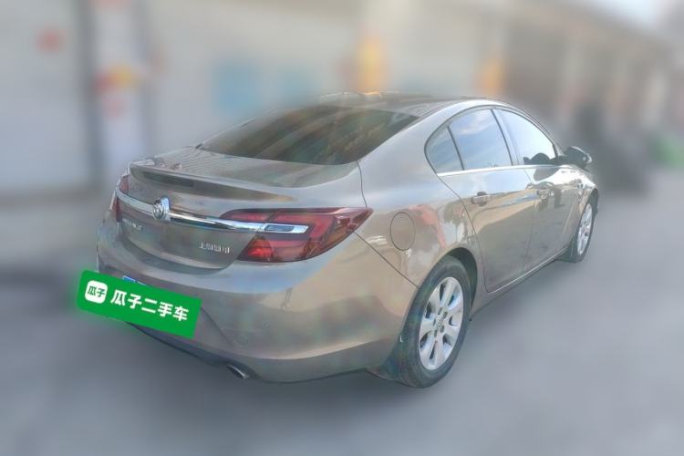 Used Buick Regal 2015 1.6T Leading Technology Model Rear Right 45 Deg