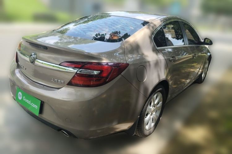 Used Buick Regal 2015 1.6T Leading Technology Model Rear Right 45 Deg