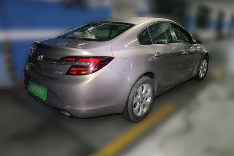 Used Buick Regal 2015 1.6T Fashion Tech Model Rear Right 45 Deg