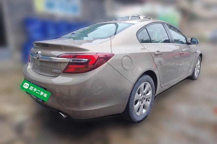Used Buick Regal 2015 1.6T Leading Technology Model Rear Right 45 Deg