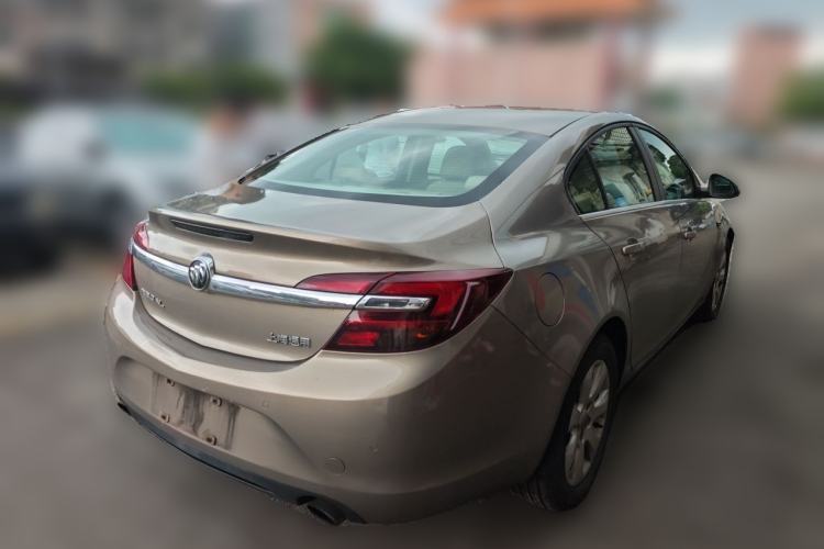 Used Buick Regal 2015 2.0L Leading Fashion Edition Rear Right 45 Deg