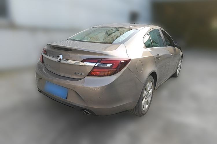Used Buick Regal 2015 2.0L Leading Fashion Edition Rear Right 45 Deg