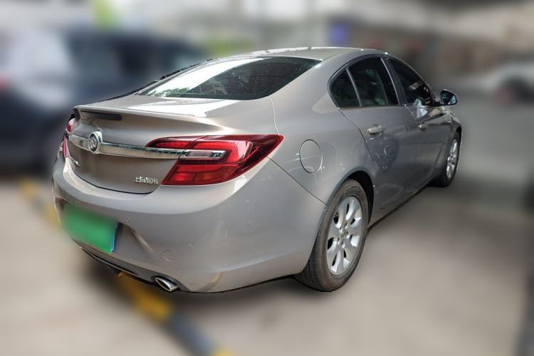Used Buick Regal 2015 2.0L Leading Fashion Edition Rear Right 45 Deg