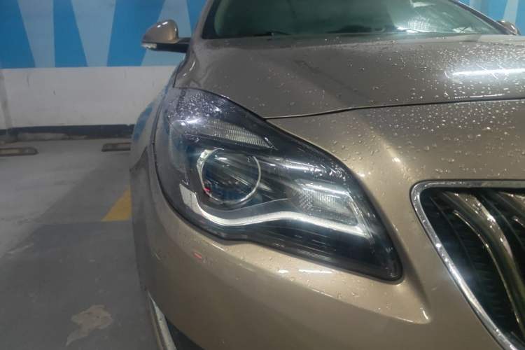 Used Buick Regal 2015 1.6T Leading Technology Model Right Front Headlight