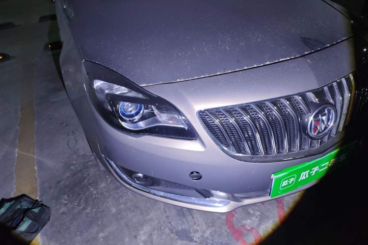 Used Buick Regal 2015 1.6T Leading Technology Model Right Front Headlight
