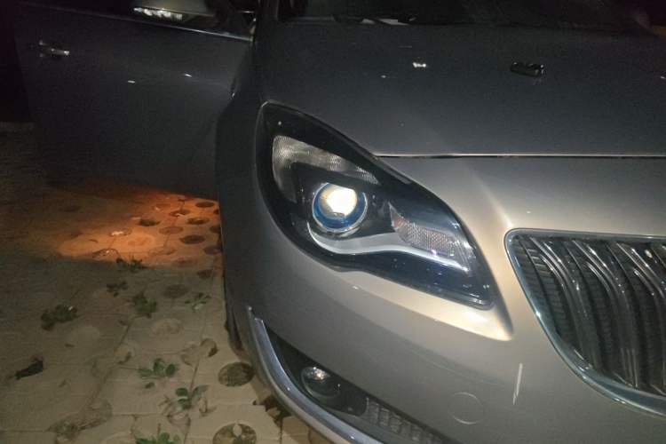 Used Buick Regal 2015 2.0L Leading Fashion Edition Right Front Headlight