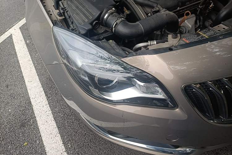 Used Buick Regal 2015 1.6T Elite Tech Model Right Front Headlight