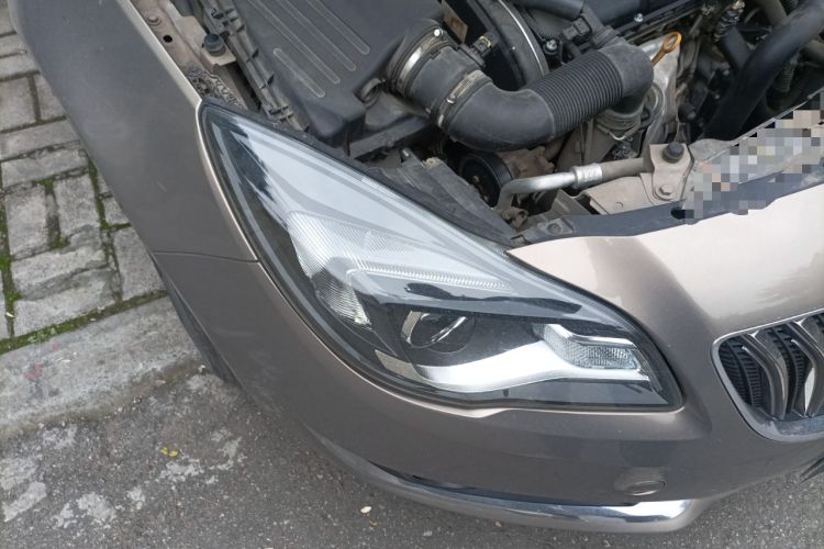 Used Buick Regal 2015 1.6T Leading Technology Model Right Front Headlight