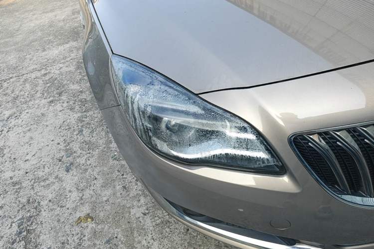 Used Buick Regal 2015 2.0L Leading Fashion Edition Right Front Headlight