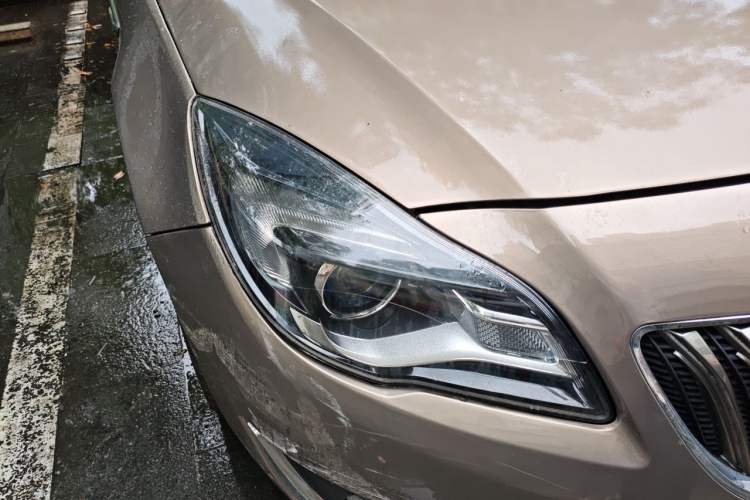 Used Buick Regal 2015 2.0L Leading Fashion Edition Right Front Headlight
