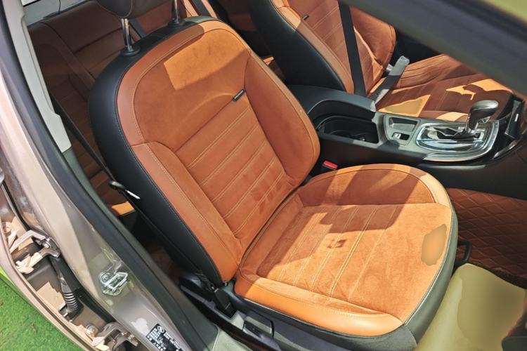 Used Buick Regal 2015 1.6T Elite Tech Model Right Front Seat