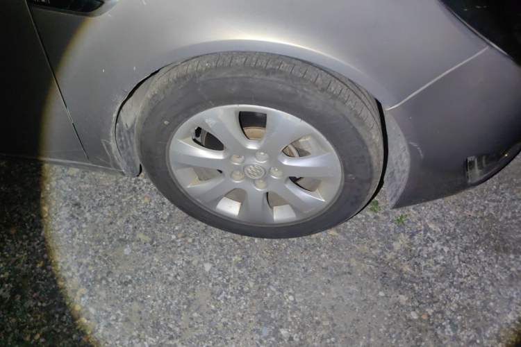 Used Buick Regal 2015 1.6T Elite Tech Model Right Front Wheel Hub