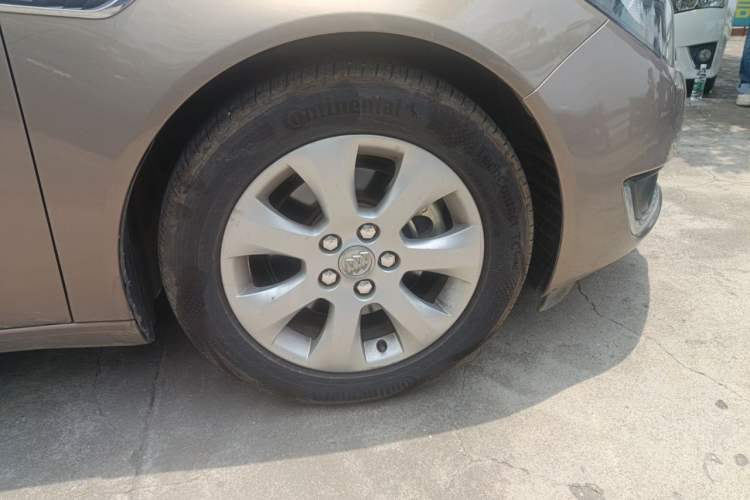Used Buick Regal 2015 1.6T Elite Tech Model Right Front Wheel Hub