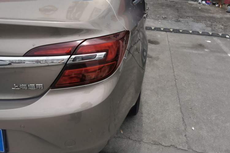 Used Buick Regal 2015 1.6T Elite Tech Model Right Rear Taillight