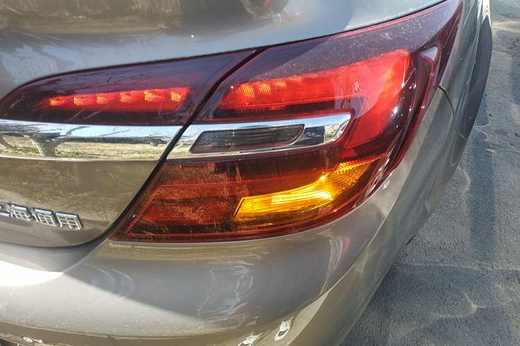 Used Buick Regal 2015 1.6T Fashion Tech Model Right Rear Taillight