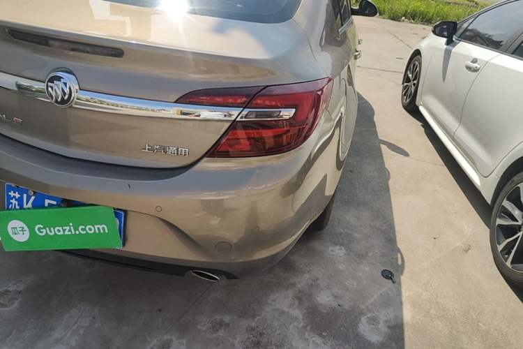 Used Buick Regal 2015 1.6T Leading Technology Model Right Rear Taillight