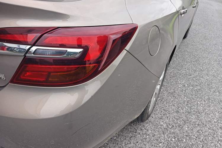 Used Buick Regal 2015 1.6T Elite Tech Model Right Rear Taillight