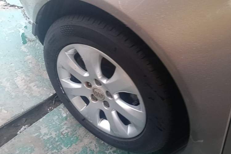 Used Buick Regal 2015 1.6T Elite Tech Model Right Rear Wheel Hub