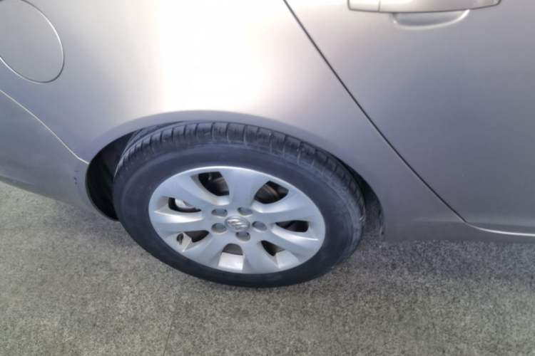 Used Buick Regal 2015 1.6T Leading Technology Model Right Rear Wheel Hub