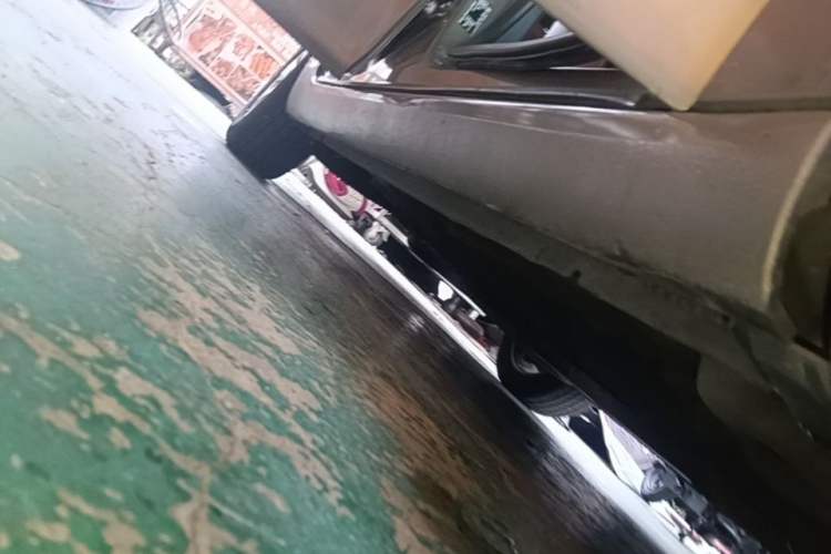 Used Buick Regal 2015 1.6T Elite Tech Model Right Side Sill