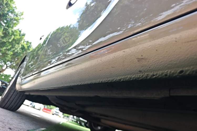 Used Buick Regal 2015 1.6T Elite Tech Model Right Side Sill