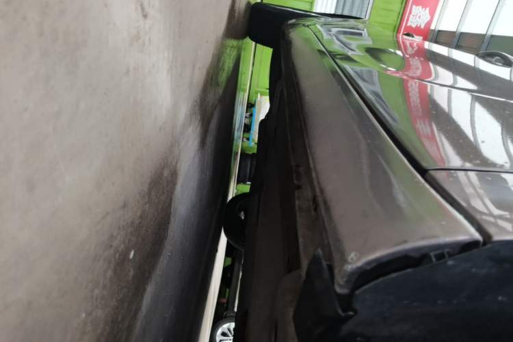 Used Buick Regal 2015 2.0L Leading Fashion Edition Right Side Sill