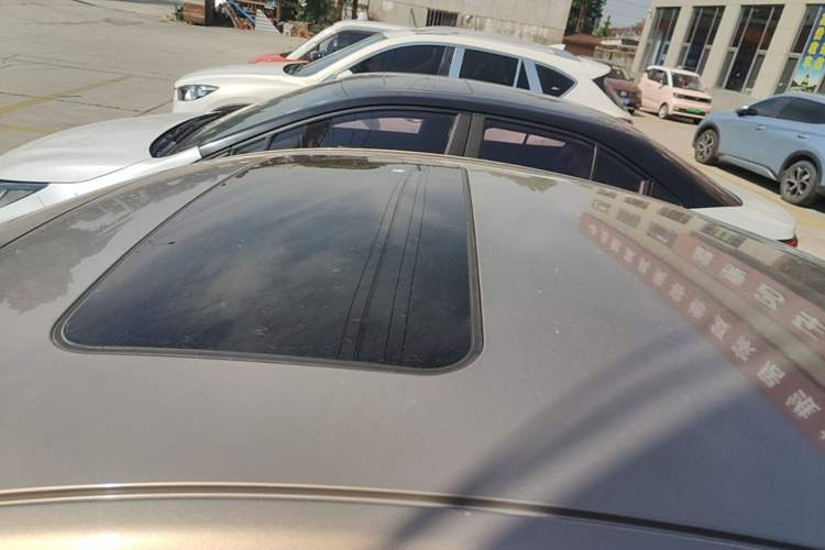Used Buick Regal 2015 1.6T Leading Technology Model Roof