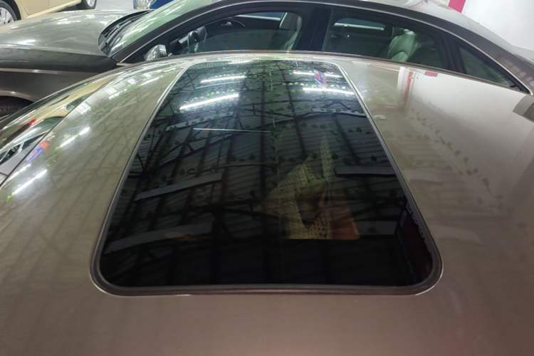 Used Buick Regal 2015 2.0L Leading Fashion Edition Roof