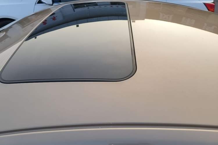 Used Buick Regal 2015 1.6T Elite Tech Model Roof