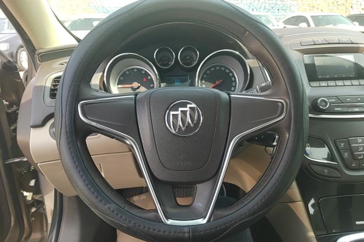Used Buick Regal 2015 2.0L Leading Fashion Edition Steering Wheel