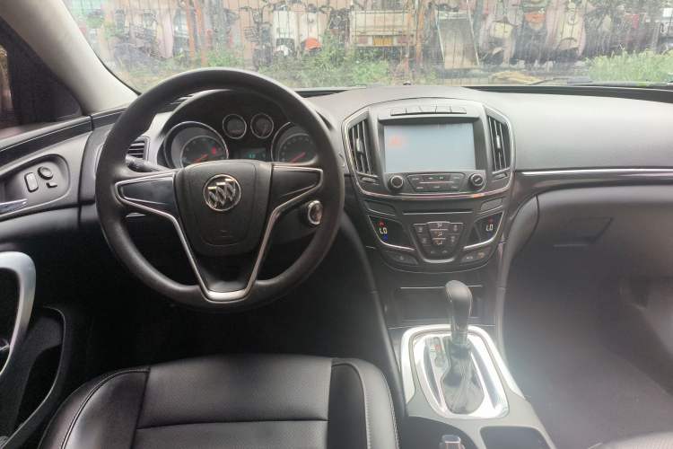 Used Buick Regal 2015 1.6T Leading Technology Model Steering Wheel
