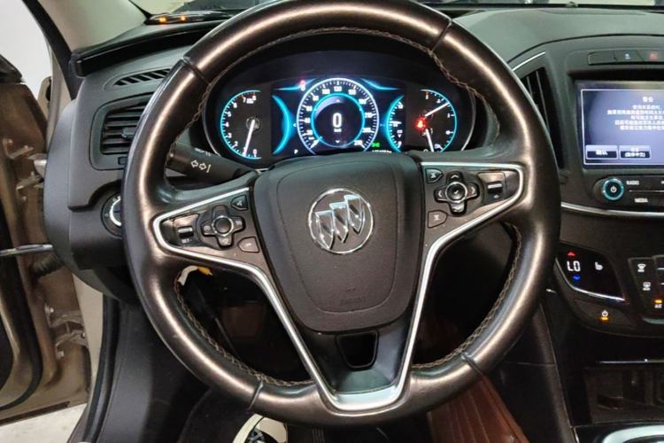 Used Buick Regal 2015 1.6T Elite Tech Model Steering Wheel