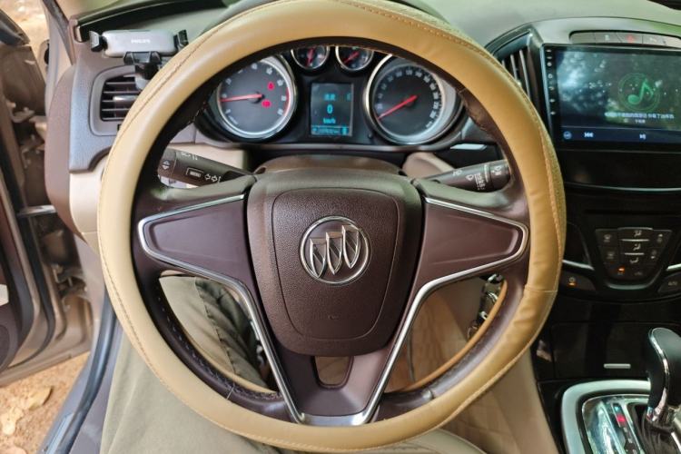 Used Buick Regal 2015 2.0L Leading Fashion Edition Steering Wheel