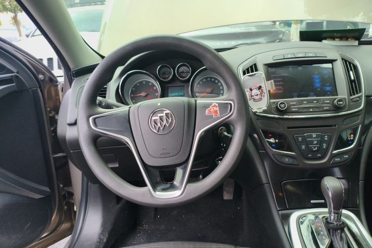 Used Buick Regal 2015 1.6T Leading Technology Model Steering Wheel