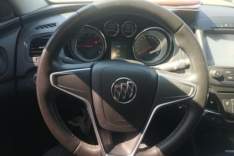 Used Buick Regal 2015 1.6T Fashion Tech Model Steering Wheel