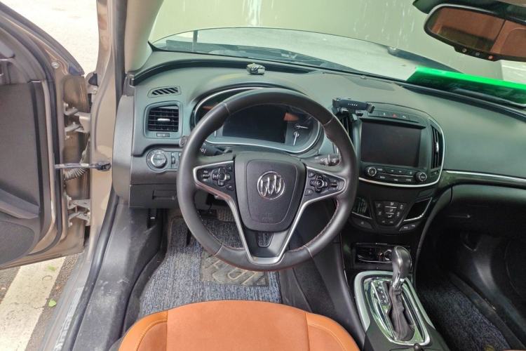 Used Buick Regal 2015 1.6T Elite Tech Model Steering Wheel