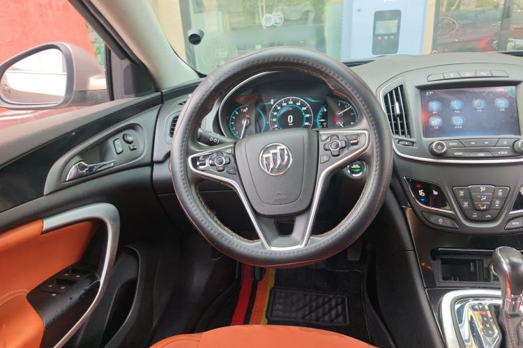 Used Buick Regal 2015 1.6T Elite Tech Model Steering Wheel