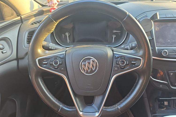 Used Buick Regal 2015 1.6T Elite Tech Model Steering Wheel
