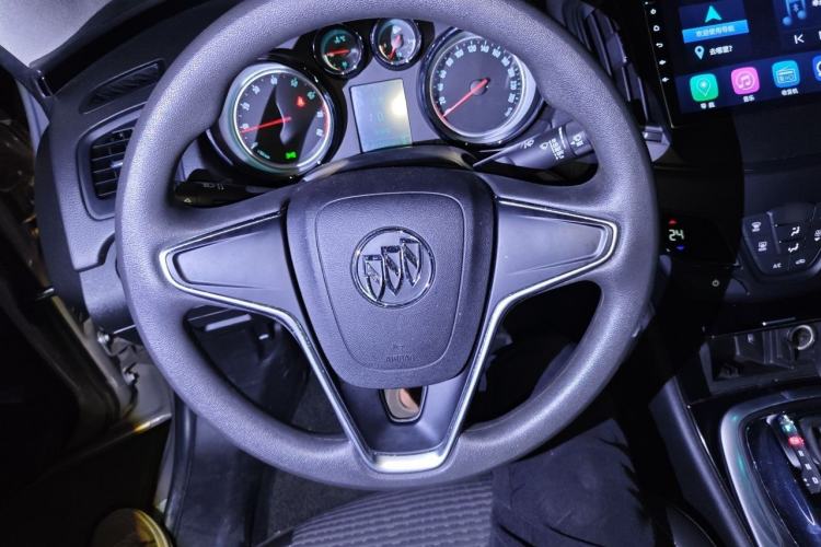 Used Buick Regal 2015 1.6T Leading Technology Model Steering Wheel