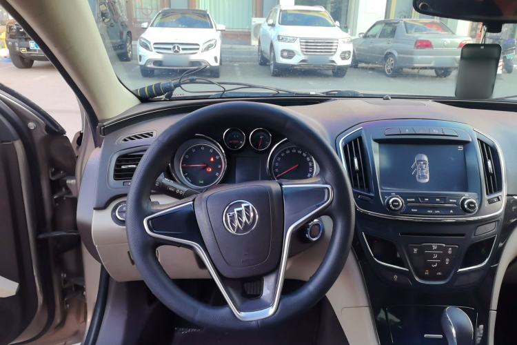 Used Buick Regal 2015 2.0L Leading Fashion Edition Steering Wheel