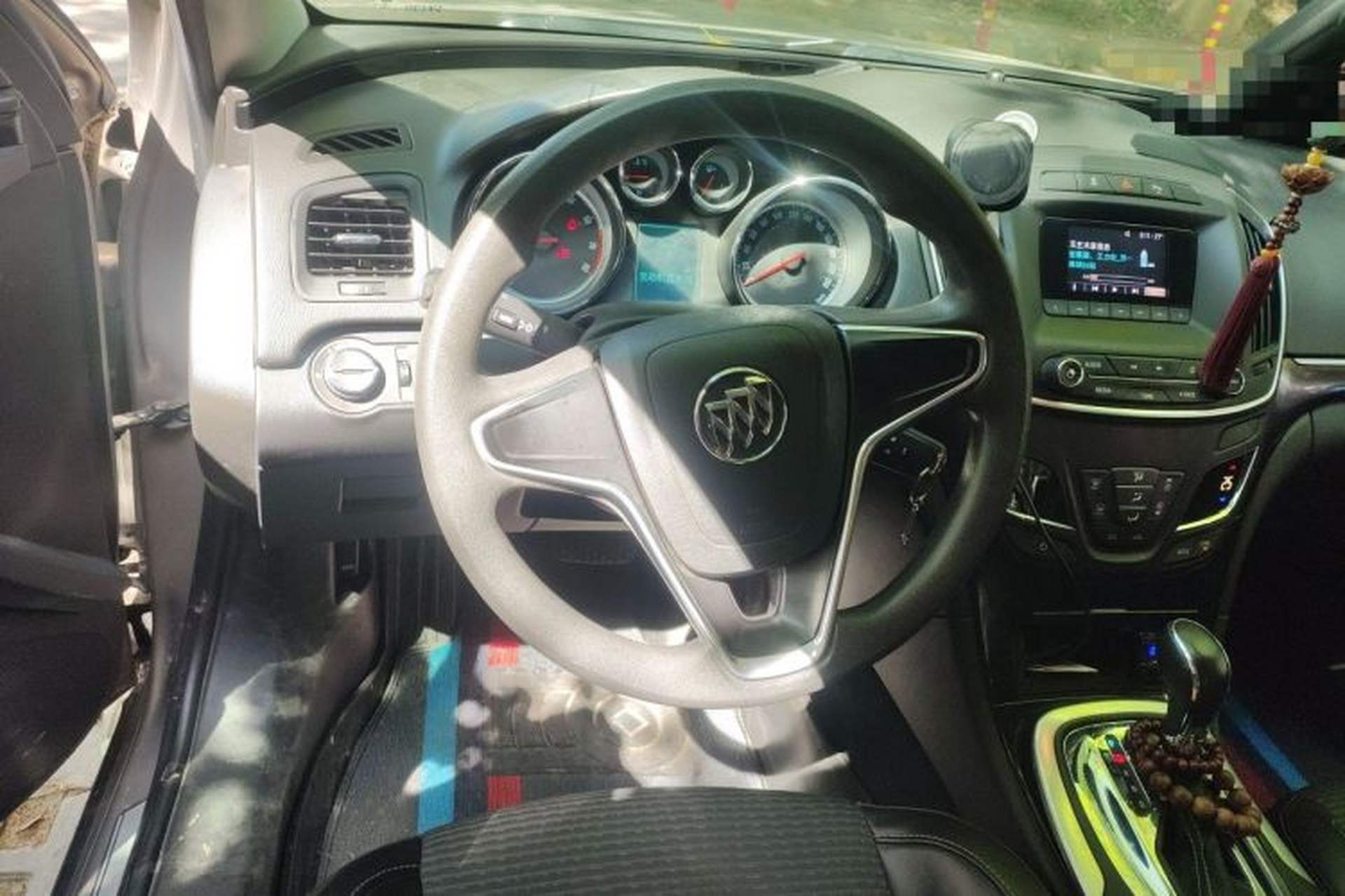 Used Buick Regal 2015 1.6T Leading Technology Model Steering Wheel