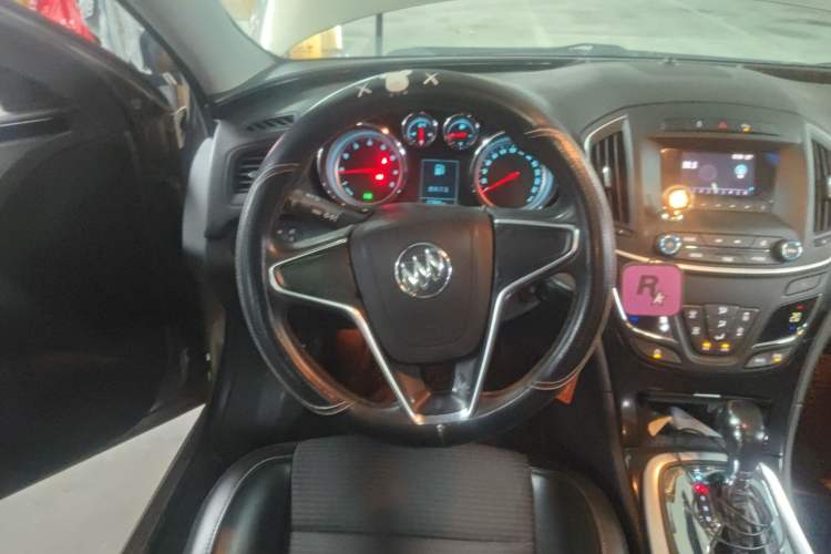Used Buick Regal 2015 1.6T Leading Technology Model Steering Wheel