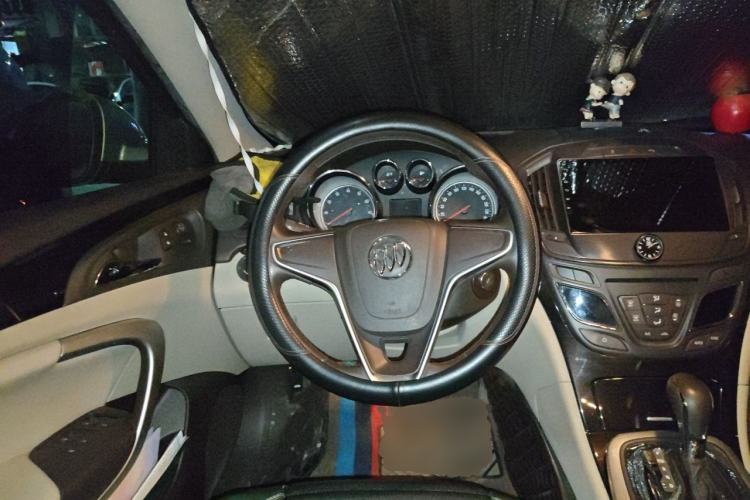 Used Buick Regal 2015 2.0L Leading Fashion Edition Steering Wheel