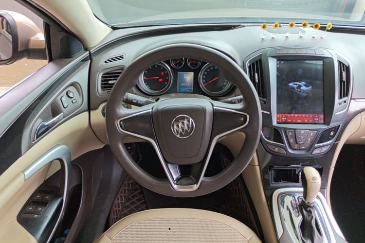 Used Buick Regal 2015 2.0L Leading Fashion Edition Steering Wheel