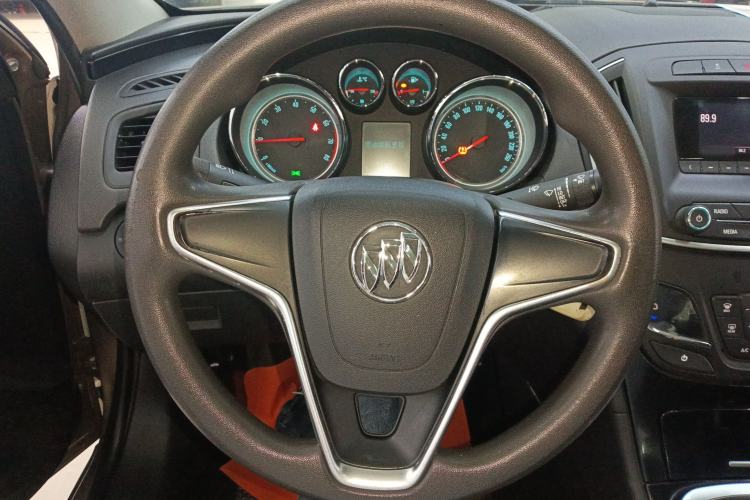 Used Buick Regal 2015 1.6T Leading Technology Model Steering Wheel