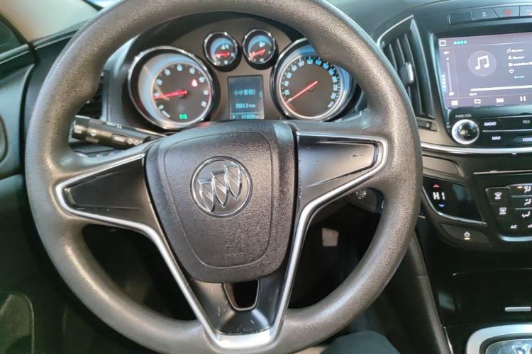 Used Buick Regal 2015 1.6T Leading Technology Model Steering Wheel