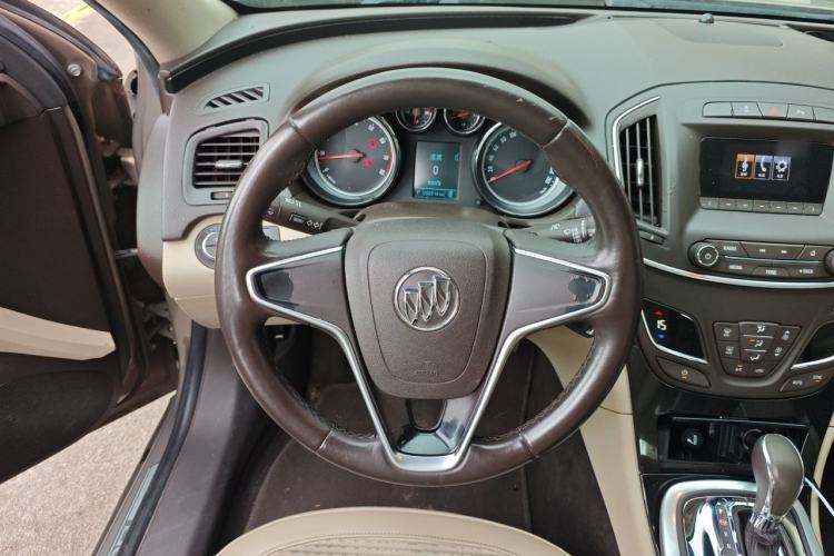 Used Buick Regal 2015 2.0L Leading Fashion Edition Steering Wheel