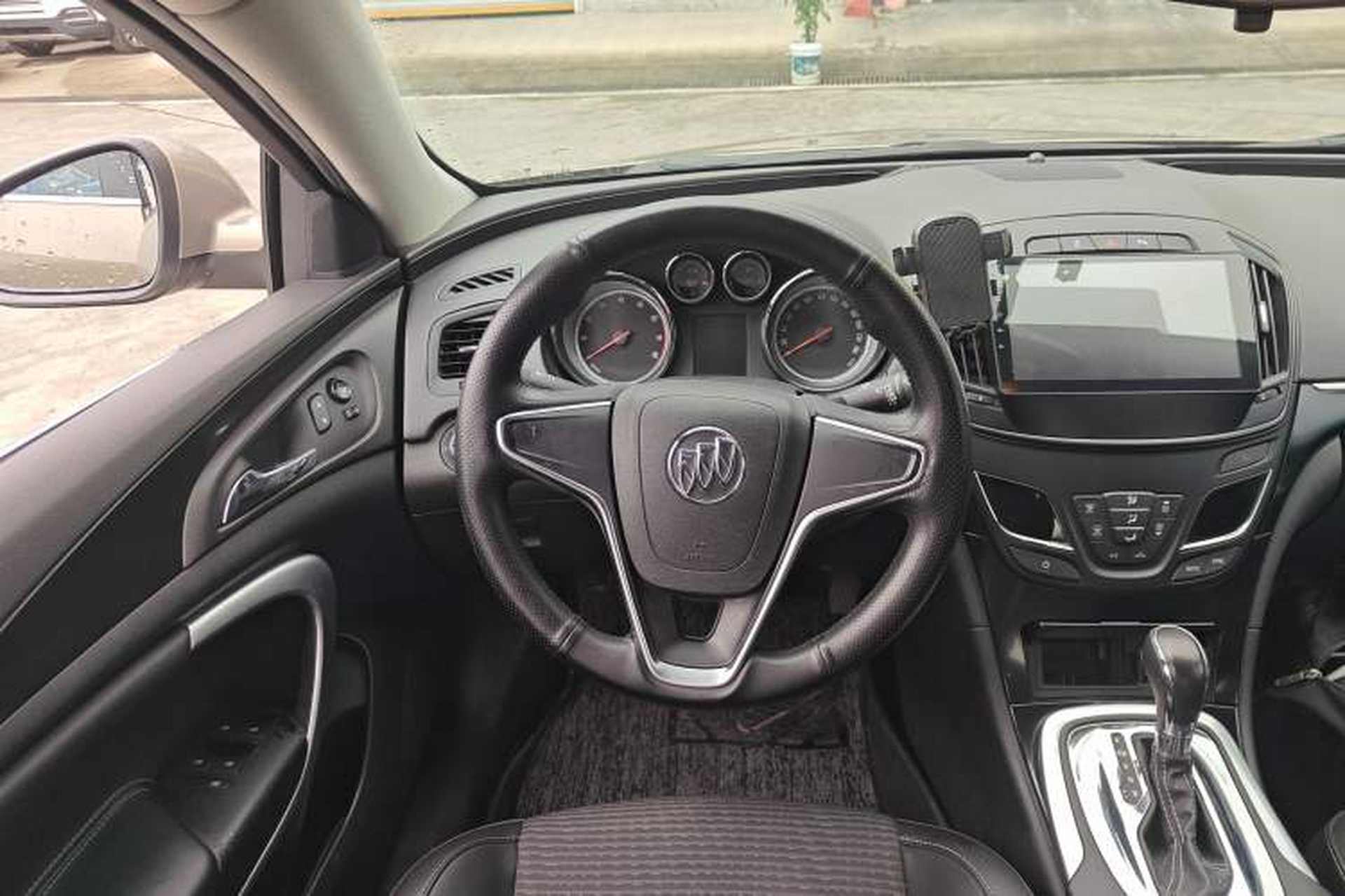 Used Buick Regal 2015 1.6T Leading Technology Model Steering Wheel